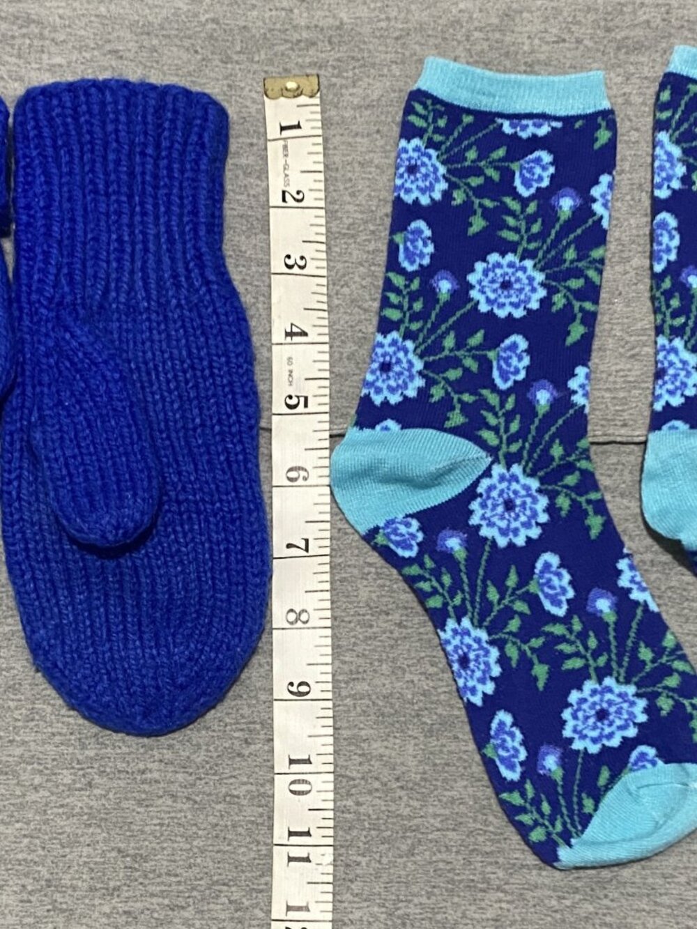 Women's Blue Mitten & Sock Set (224)